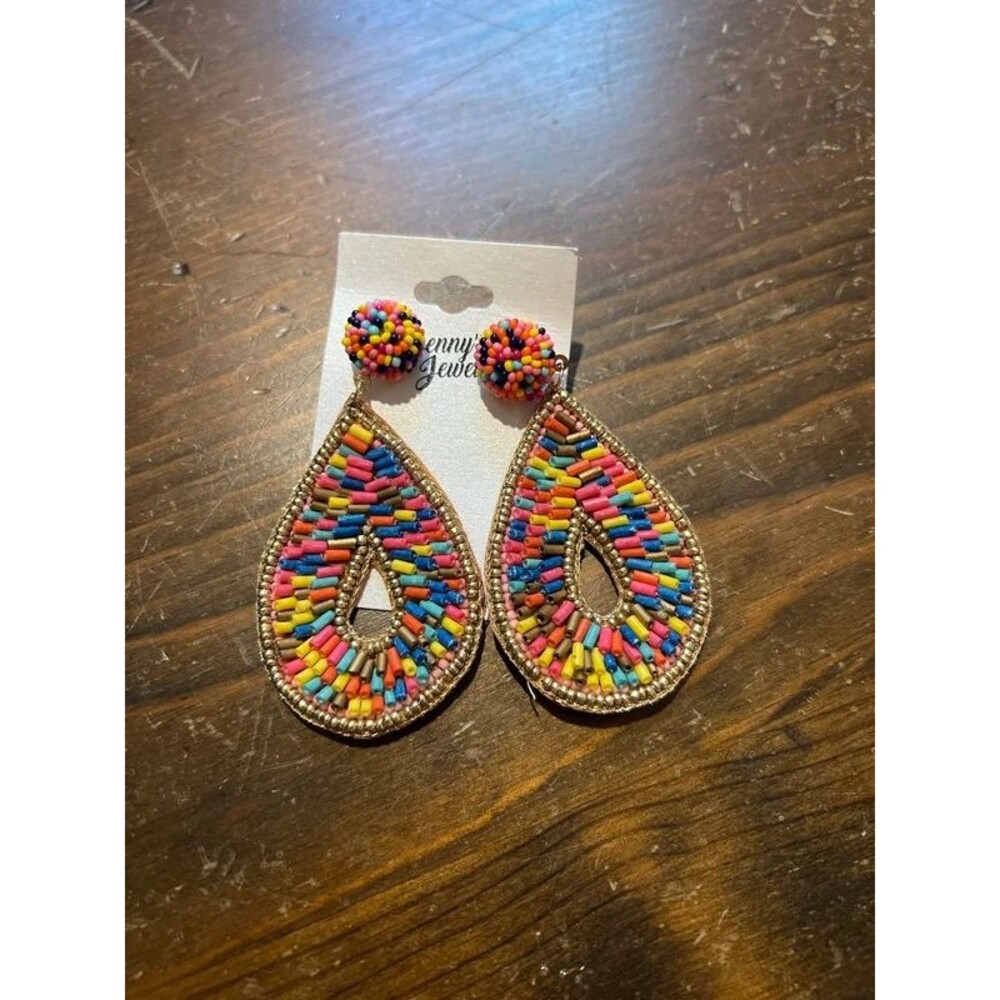 Colorful dangling earrings - nwt | j-0032